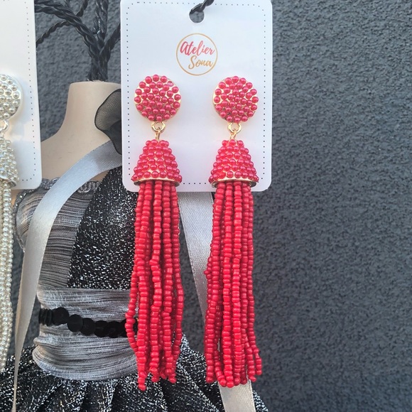 Beaded Tassel Drop Earrings Red Gold Hard Ware - Picture 2 of 3